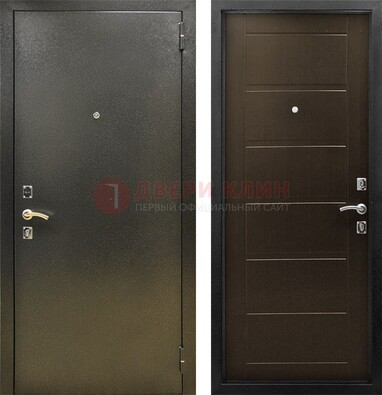 Темная металлическая дверь с порошковым напылением ДП-105 в Краснодаре