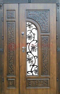Морозостойкая металлическая парадная дверь ДПР-12 в Краснодаре