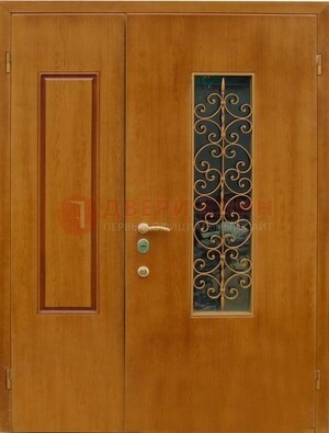 Входная дверь Дверь со вставками из стекла и ковки ДПР-20 в холл в Краснодаре