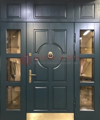 Стальная парадная дверь ДПР-64 со стеклопакетом в Краснодаре