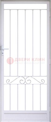 Белая стальная решетчатая дверь с волютами ДР-30 в Краснодаре