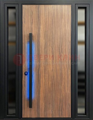 Коричневая металлическая дверь со стеклом ДС-69 в Краснодаре