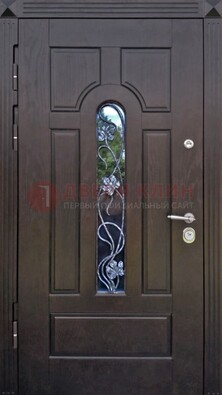 Металлическая дверь со стеклом и ковкой в цвете венге ДСК-142 в Краснодаре