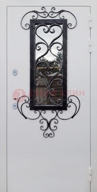 Белая уличная дверь Порошок со стеклом и ковкой ДСК-222 в Краснодаре