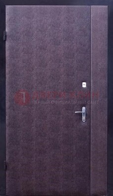 Бордовая металлическая тамбурная дверь ДТМ-3 в Краснодаре
