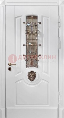Белая металлическая дверь с виноритом и стеклом с ковкой ДВТ-165 в Краснодаре