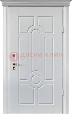 Белая уличная дверь с виноритом для дома ДВТ-247 в Краснодаре