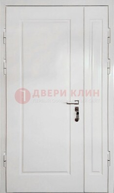 Полуторная металлическая дверь с МДФ в белом цвете ПЛ-24 в Краснодаре