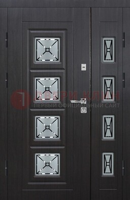 Чёрная двухстворчатая железная дверь с МДФ и витражом ВЖ-35 в Краснодаре