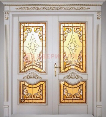 Элитная металлическая дверь с витражом и отделкой массив ВЖ-4 в Краснодаре